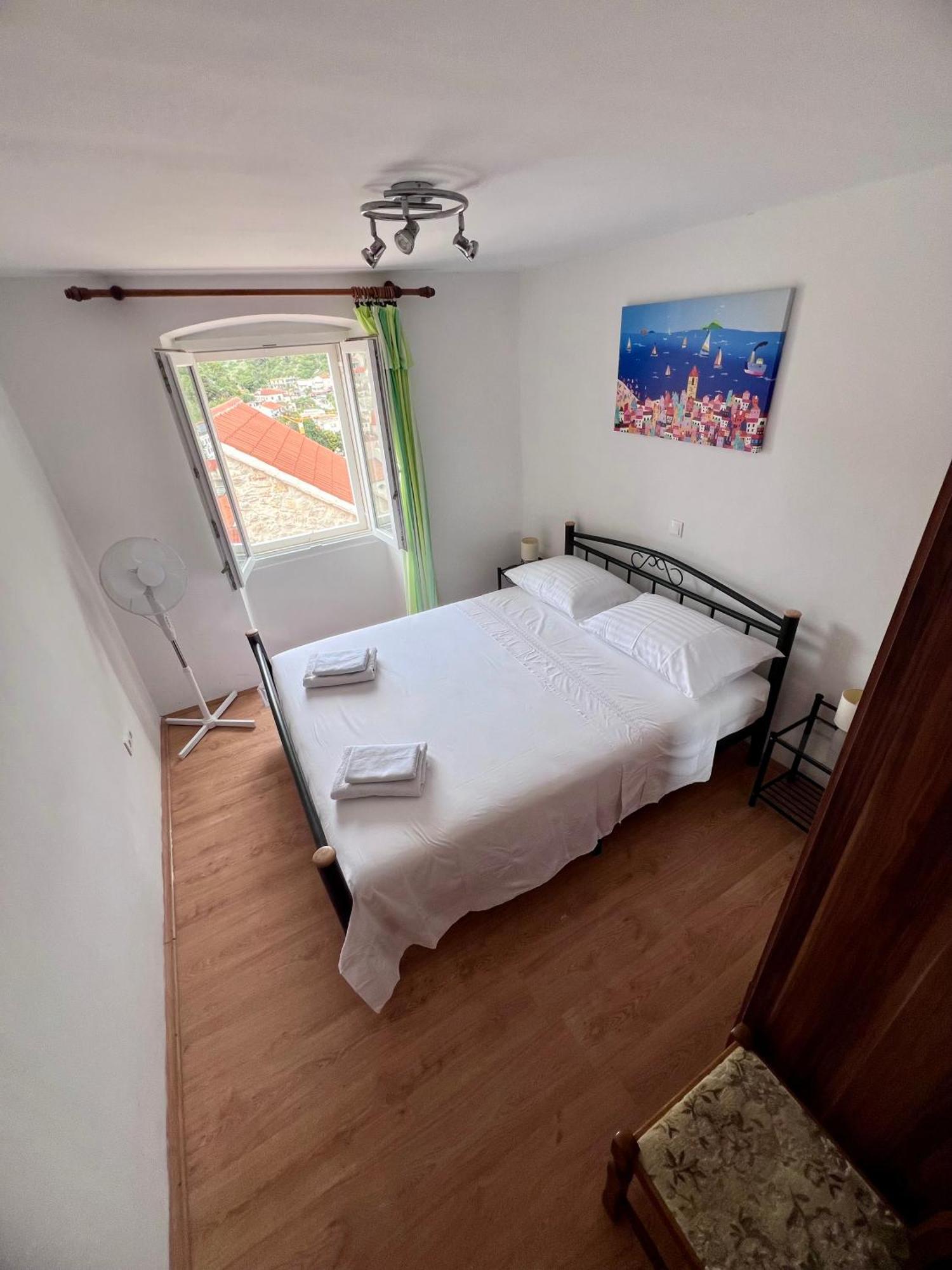 Apartments Tudor Nikola Χβαρ Εξωτερικό φωτογραφία